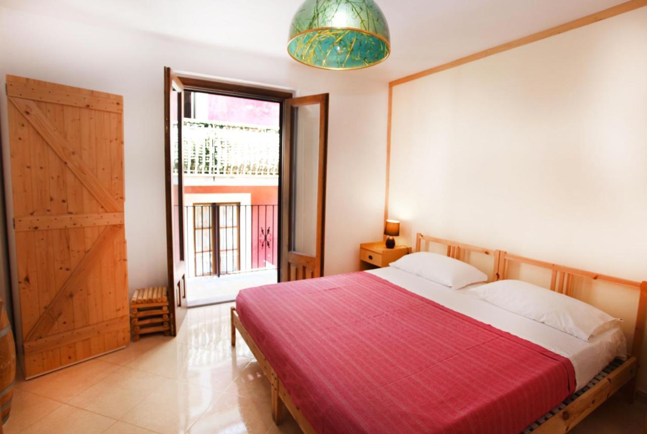 Taormina Bed And Beercraft Bed and Breakfast Exterior foto