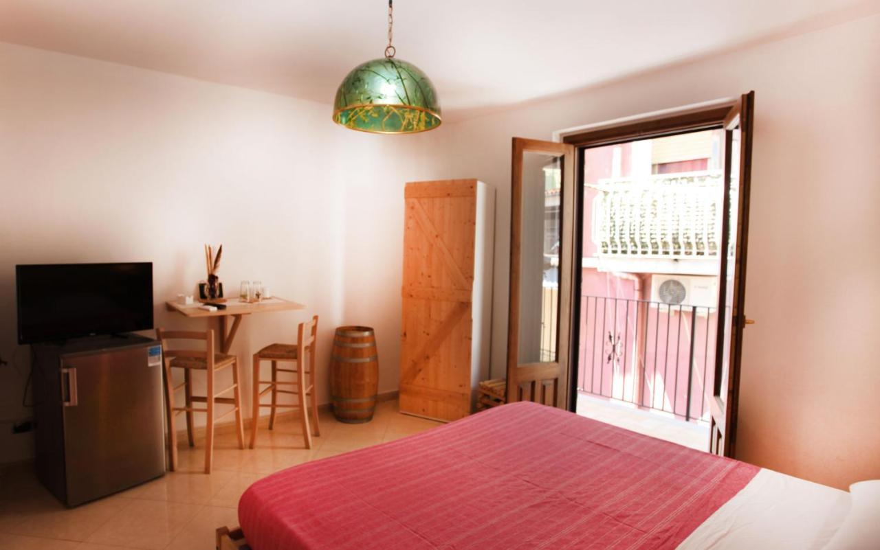 Taormina Bed And Beercraft Bed and Breakfast Exterior foto